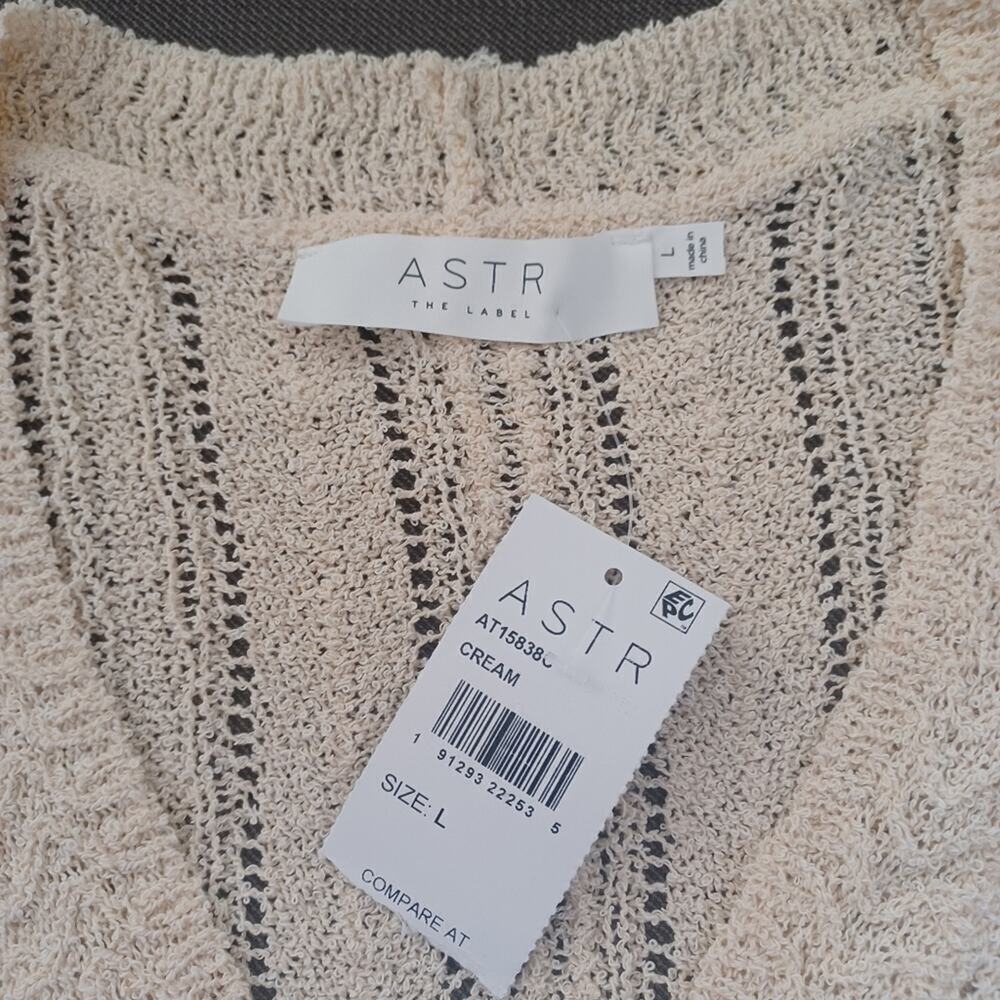 ASTR the Label Open Pointelle Lightweight Knit Wrap Sweater Cream L NWT - Picture 5 of 7